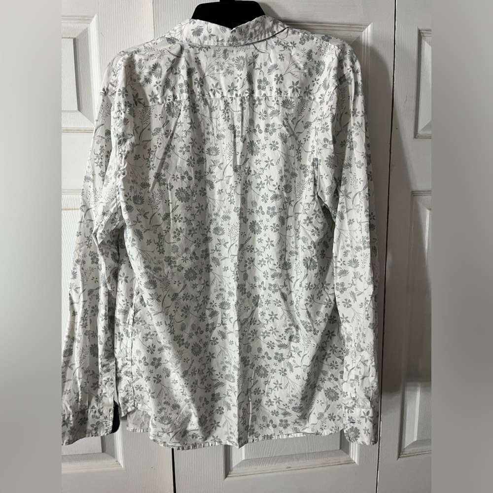 Men’s size large button up